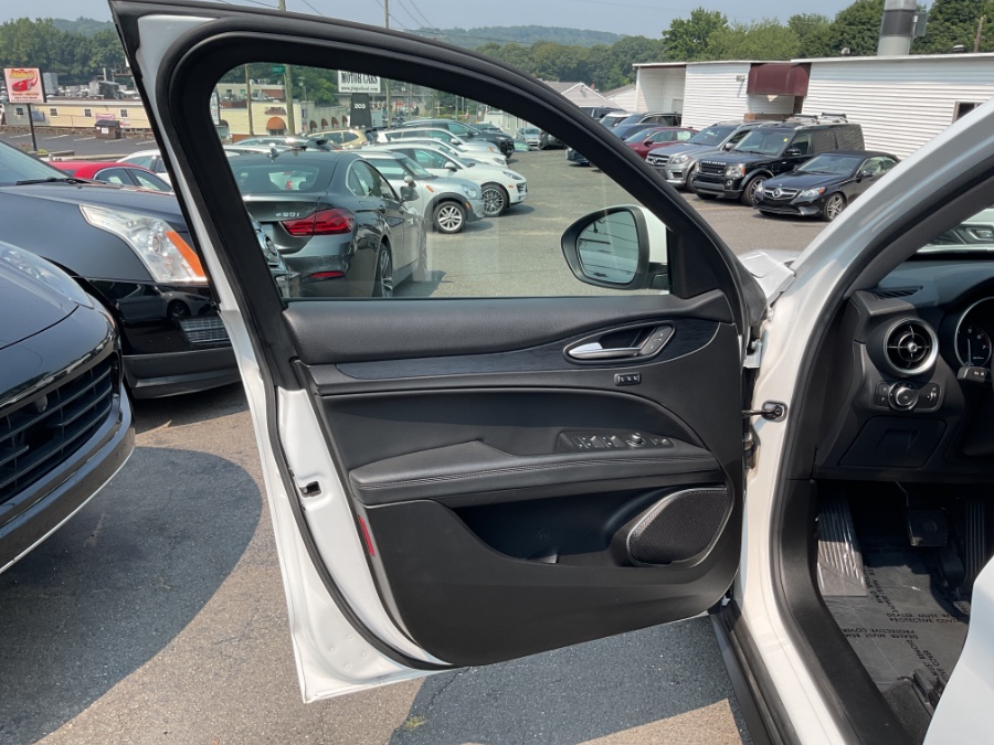 2020 Alfa Romeo Stelvio AWD, available for sale in Waterbury, Connecticut | Jim Juliani Motors. Waterbury, Connecticut 2020 Alfa Romeo Stelvio AWD, available for sale in Waterbury, Connecticut | Jim Juliani Motors. Waterbury, Connecticut