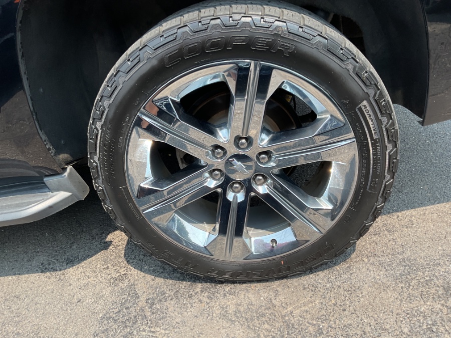 2017 Chevrolet Tahoe 4WD 4dr LT, available for sale in Waterbury, Connecticut | Jim Juliani Motors. Waterbury, Connecticut 2017 Chevrolet Tahoe 4WD 4dr LT, available for sale in Waterbury, Connecticut | Jim Juliani Motors. Waterbury, Connecticut