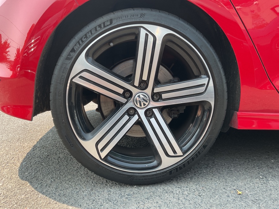 2016 Volkswagen Golf R 4dr HB DSG w/DCC/Nav, available for sale in Waterbury, Connecticut | Jim Juliani Motors. Waterbury, Connecticut 2016 Volkswagen Golf R 4dr HB DSG w/DCC/Nav, available for sale in Waterbury, Connecticut | Jim Juliani Motors. Waterbury, Connecticut