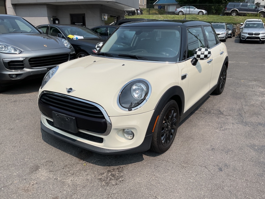 2019 MINI Hardtop 4 Door Cooper FWD, available for sale in Waterbury, Connecticut | Jim Juliani Motors. Waterbury, Connecticut 2019 MINI Hardtop 4 Door Cooper FWD, available for sale in Waterbury, Connecticut | Jim Juliani Motors. Waterbury, Connecticut