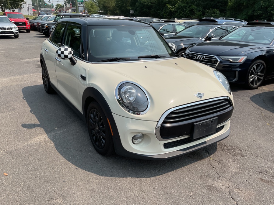 2019 MINI Hardtop 4 Door Cooper FWD, available for sale in Waterbury, Connecticut | Jim Juliani Motors. Waterbury, Connecticut 2019 MINI Hardtop 4 Door Cooper FWD, available for sale in Waterbury, Connecticut | Jim Juliani Motors. Waterbury, Connecticut