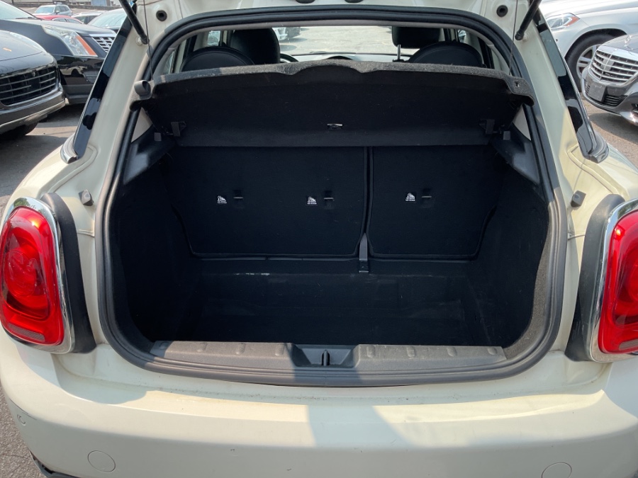 2019 MINI Hardtop 4 Door Cooper FWD, available for sale in Waterbury, Connecticut | Jim Juliani Motors. Waterbury, Connecticut 2019 MINI Hardtop 4 Door Cooper FWD, available for sale in Waterbury, Connecticut | Jim Juliani Motors. Waterbury, Connecticut