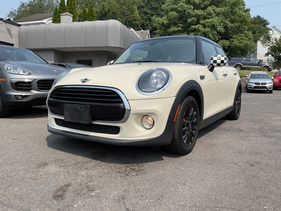 2019 MINI Hardtop 4 Door Cooper FWD, available for sale in Waterbury, Connecticut | Jim Juliani Motors. Waterbury, Connecticut 2019 MINI Hardtop 4 Door Cooper FWD, available for sale in Waterbury, Connecticut | Jim Juliani Motors. Waterbury, Connecticut