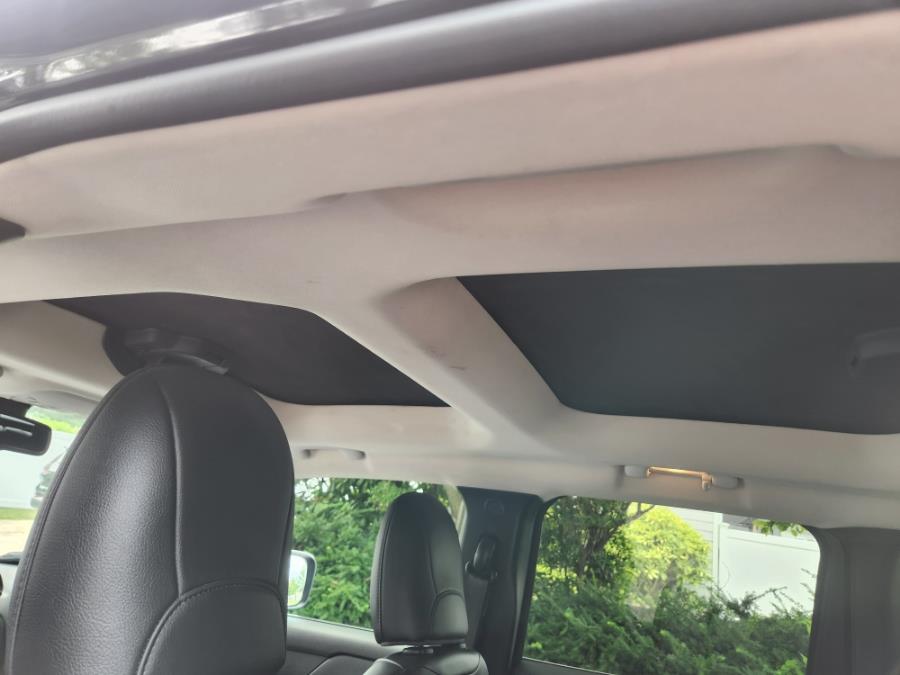 2016 Jeep Renegade 4WD 4dr Limited, available for sale in West Babylon, New York | SGM Auto Sales. West Babylon, New York 2016 Jeep Renegade 4WD 4dr Limited, available for sale in West Babylon, New York | SGM Auto Sales. West Babylon, New York