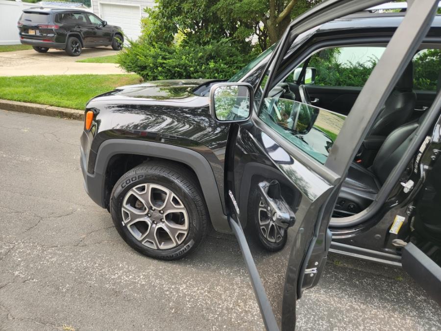2016 Jeep Renegade 4WD 4dr Limited, available for sale in West Babylon, New York | SGM Auto Sales. West Babylon, New York 2016 Jeep Renegade 4WD 4dr Limited, available for sale in West Babylon, New York | SGM Auto Sales. West Babylon, New York