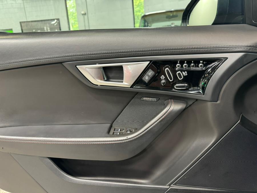 2015 Jaguar F-TYPE 2dr Conv V8 S, available for sale in Oxford, Connecticut | Buonauto Enterprises. Oxford, Connecticut 2015 Jaguar F-TYPE 2dr Conv V8 S, available for sale in Oxford, Connecticut | Buonauto Enterprises. Oxford, Connecticut