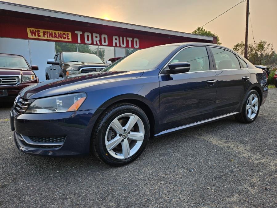 2013 Volkswagen Passat 4dr Sdn 2.5L Auto SE w/Sunroof & Nav Leather, available for sale in East Windsor, Connecticut | Toro Auto. East Windsor, Connecticut 2013 Volkswagen Passat 4dr Sdn 2.5L Auto SE w/Sunroof & Nav Leather, available for sale in East Windsor, Connecticut | Toro Auto. East Windsor, Connecticut