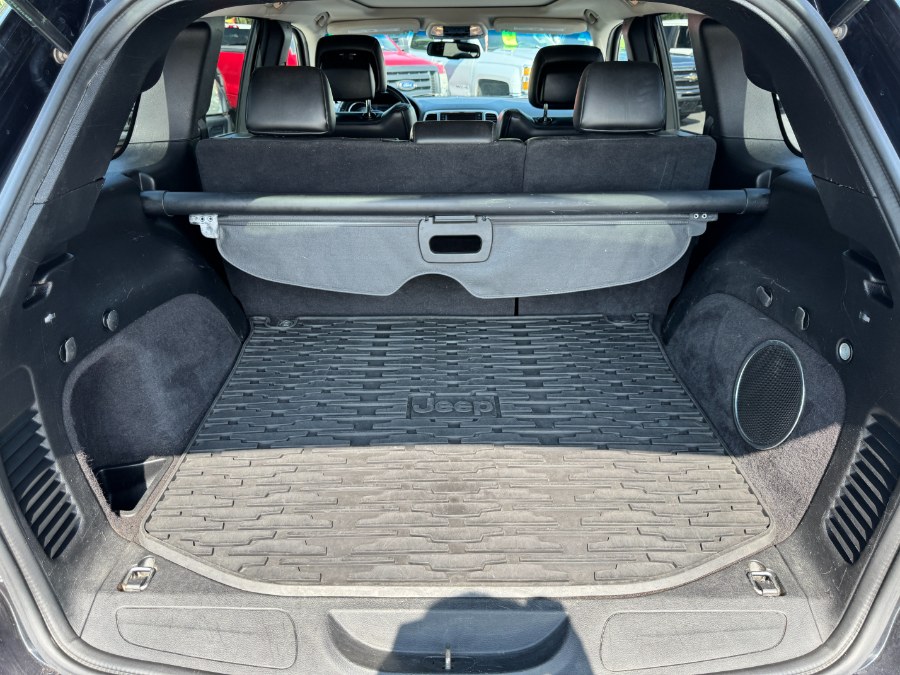 2012 Jeep Grand Cherokee 4WD 4dr Laredo Altitude, available for sale in Ortonville, Michigan | Marsh Auto Sales LLC. Ortonville, Michigan 2012 Jeep Grand Cherokee 4WD 4dr Laredo Altitude, available for sale in Ortonville, Michigan | Marsh Auto Sales LLC. Ortonville, Michigan