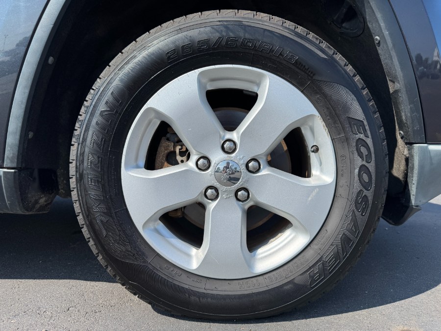 2012 Jeep Grand Cherokee 4WD 4dr Laredo Altitude, available for sale in Ortonville, Michigan | Marsh Auto Sales LLC. Ortonville, Michigan 2012 Jeep Grand Cherokee 4WD 4dr Laredo Altitude, available for sale in Ortonville, Michigan | Marsh Auto Sales LLC. Ortonville, Michigan