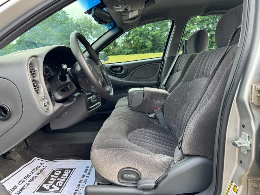 2005 Pontiac Bonneville 4dr Sdn SE, available for sale in Ortonville, Michigan | Marsh Auto Sales LLC. Ortonville, Michigan 2005 Pontiac Bonneville 4dr Sdn SE, available for sale in Ortonville, Michigan | Marsh Auto Sales LLC. Ortonville, Michigan