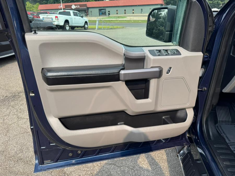2019 Ford F-150 XLT 4WD SuperCrew 5.5'' Box, available for sale in Berlin, Connecticut | Tru Auto Mall. Berlin, Connecticut 2019 Ford F-150 XLT 4WD SuperCrew 5.5'' Box, available for sale in Berlin, Connecticut | Tru Auto Mall. Berlin, Connecticut