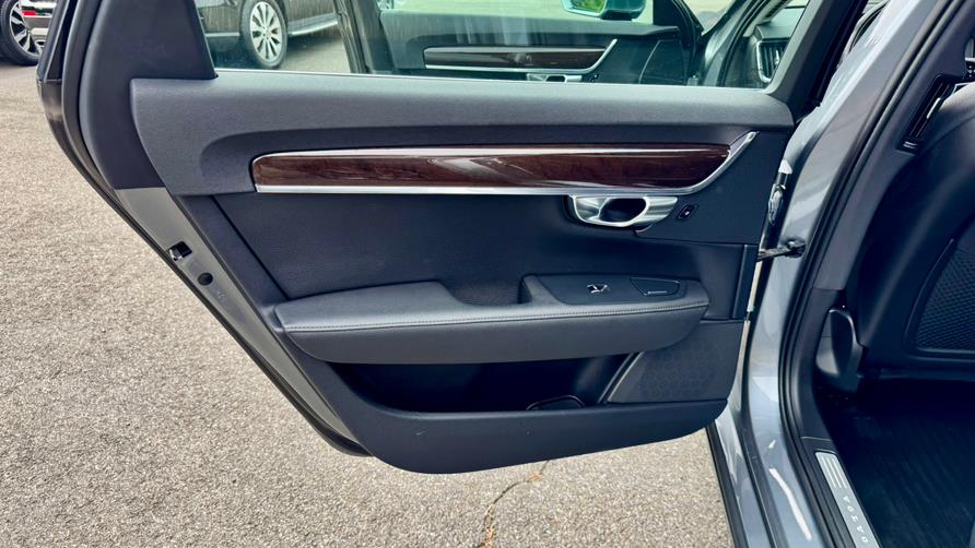 2018 Volvo S90 T5 AWD Momentum, available for sale in Berlin, Connecticut | Tru Auto Mall. Berlin, Connecticut 2018 Volvo S90 T5 AWD Momentum, available for sale in Berlin, Connecticut | Tru Auto Mall. Berlin, Connecticut