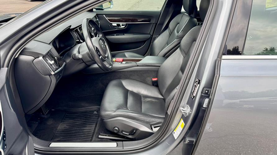 2018 Volvo S90 T5 AWD Momentum, available for sale in Berlin, Connecticut | Tru Auto Mall. Berlin, Connecticut 2018 Volvo S90 T5 AWD Momentum, available for sale in Berlin, Connecticut | Tru Auto Mall. Berlin, Connecticut