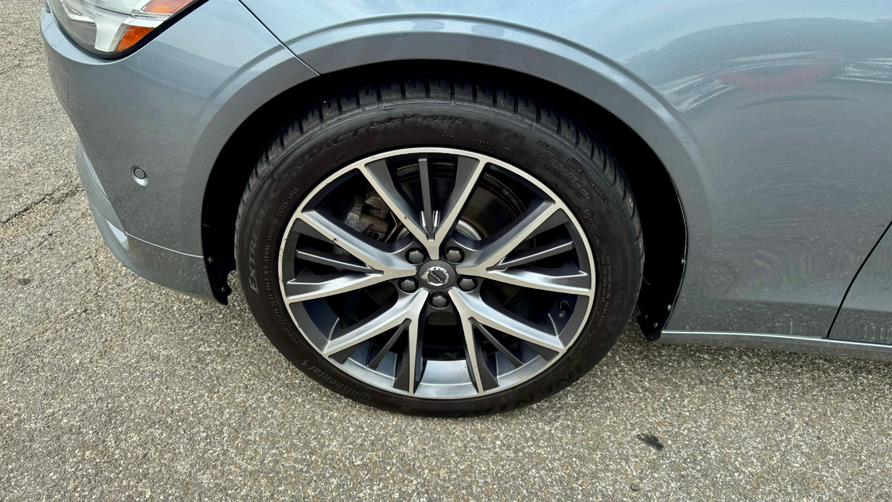 2018 Volvo S90 T5 AWD Momentum, available for sale in Berlin, Connecticut | Tru Auto Mall. Berlin, Connecticut 2018 Volvo S90 T5 AWD Momentum, available for sale in Berlin, Connecticut | Tru Auto Mall. Berlin, Connecticut