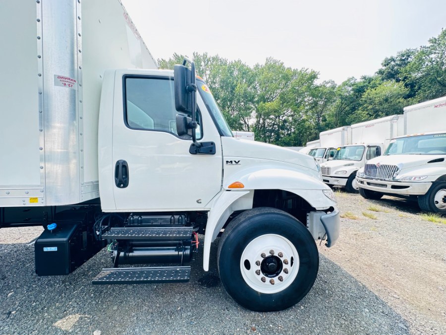 2022 INTERNATIONAL MV607 26 FT DRY BOX + CUMMINS + LIFT GATE + NO CDL, available for sale in South Amboy, New Jersey | NJ Truck Spot. South Amboy, New Jersey 2022 INTERNATIONAL MV607 26 FT DRY BOX + CUMMINS + LIFT GATE + NO CDL, available for sale in South Amboy, New Jersey | NJ Truck Spot. South Amboy, New Jersey