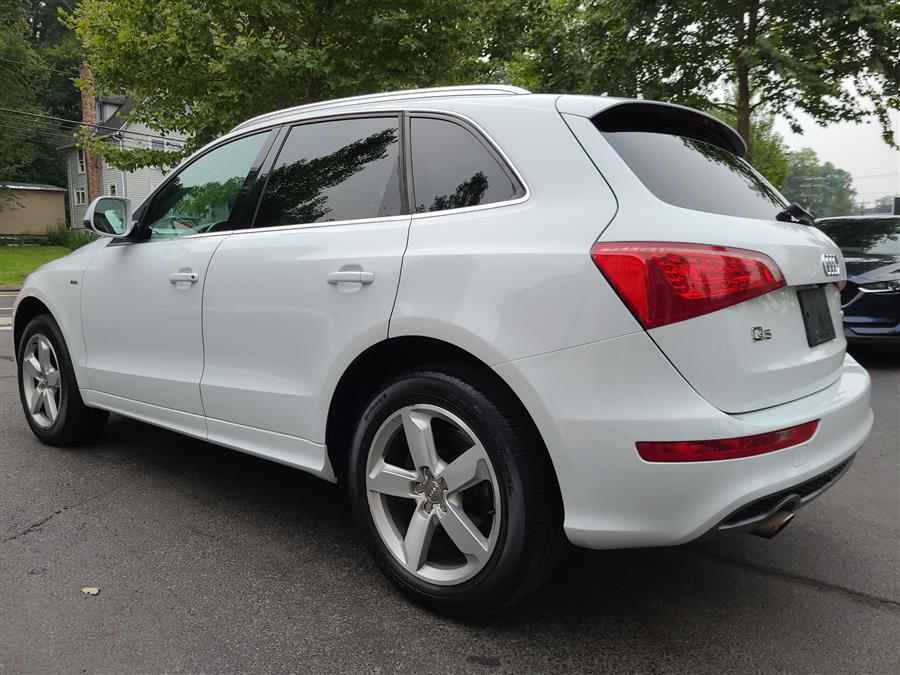 2012 Audi Q5 quattro 4dr 3.2L Premium Plus, available for sale in Canton, Connecticut | Lava Motors. Canton, Connecticut 2012 Audi Q5 quattro 4dr 3.2L Premium Plus, available for sale in Canton, Connecticut | Lava Motors. Canton, Connecticut