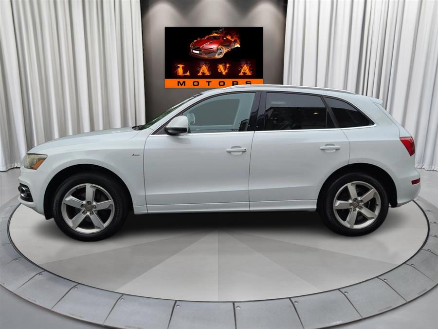 2012 Audi Q5 quattro 4dr 3.2L Premium Plus, available for sale in Canton, Connecticut | Lava Motors. Canton, Connecticut 2012 Audi Q5 quattro 4dr 3.2L Premium Plus, available for sale in Canton, Connecticut | Lava Motors. Canton, Connecticut