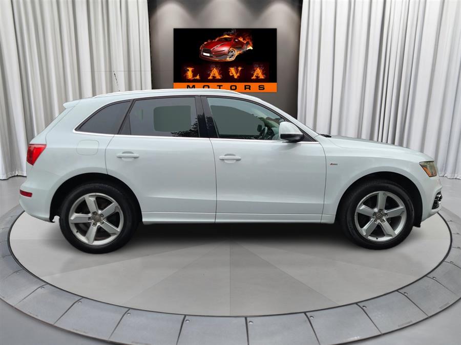 2012 Audi Q5 quattro 4dr 3.2L Premium Plus, available for sale in Canton, Connecticut | Lava Motors. Canton, Connecticut 2012 Audi Q5 quattro 4dr 3.2L Premium Plus, available for sale in Canton, Connecticut | Lava Motors. Canton, Connecticut
