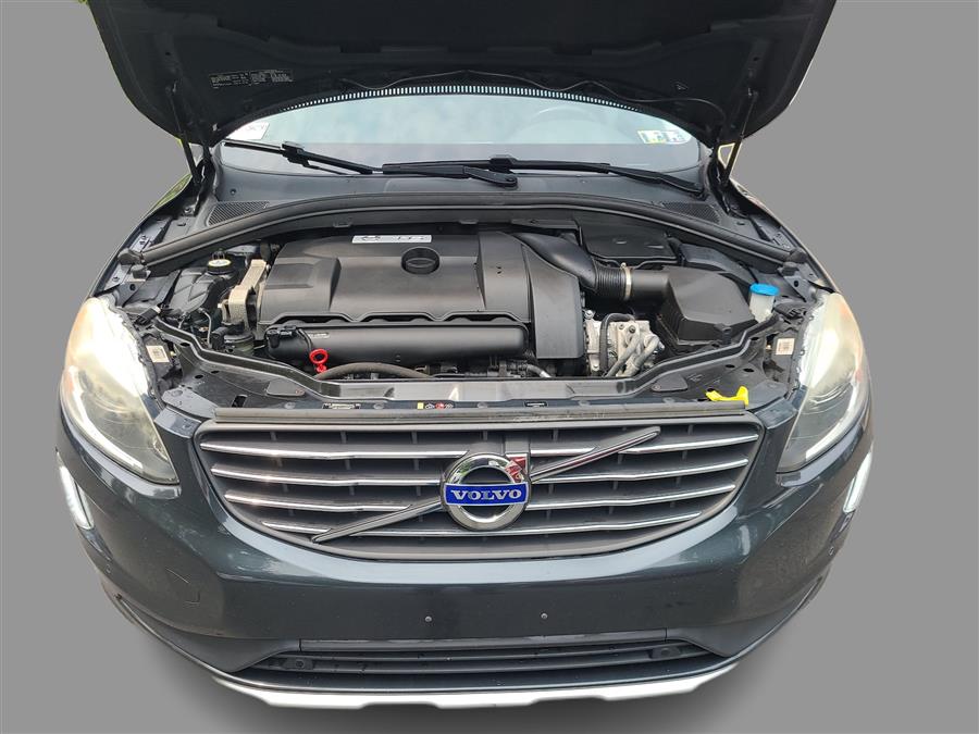 2015 Volvo XC60 2015.5 AWD 4dr T6, available for sale in Canton, Connecticut | Lava Motors. Canton, Connecticut 2015 Volvo XC60 2015.5 AWD 4dr T6, available for sale in Canton, Connecticut | Lava Motors. Canton, Connecticut