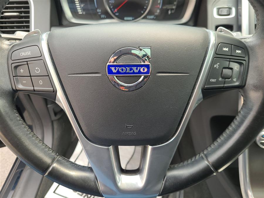 2015 Volvo XC60 2015.5 AWD 4dr T6, available for sale in Canton, Connecticut | Lava Motors. Canton, Connecticut 2015 Volvo XC60 2015.5 AWD 4dr T6, available for sale in Canton, Connecticut | Lava Motors. Canton, Connecticut