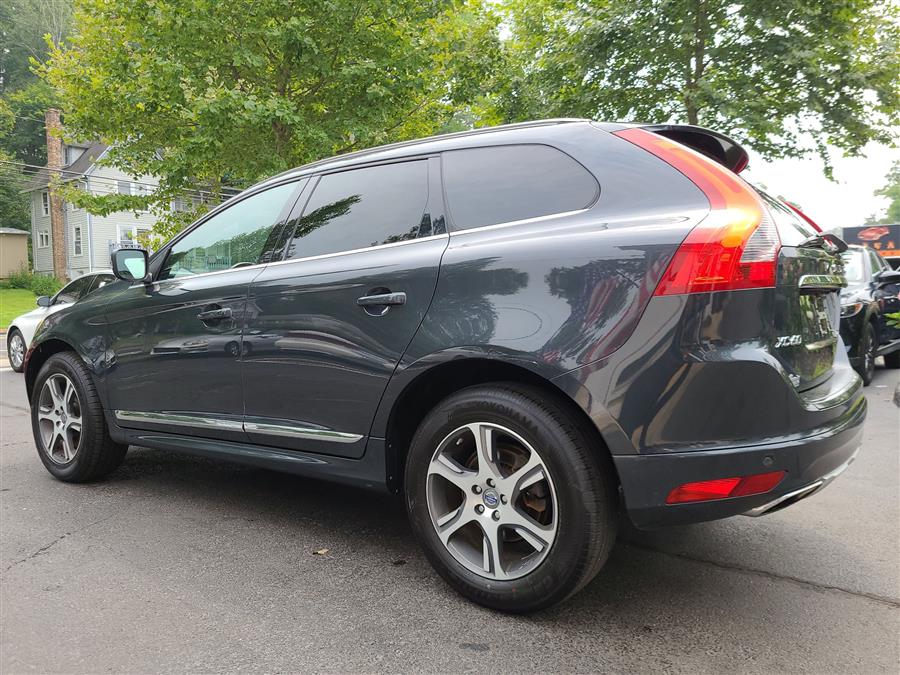 2015 Volvo XC60 2015.5 AWD 4dr T6, available for sale in Canton, Connecticut | Lava Motors. Canton, Connecticut 2015 Volvo XC60 2015.5 AWD 4dr T6, available for sale in Canton, Connecticut | Lava Motors. Canton, Connecticut