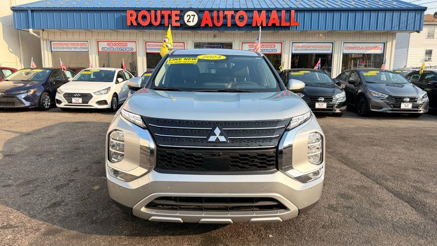 2024 Mitsubishi Outlander SE Sport Utility 4D, available for sale in Linden, New Jersey | Route 27 Auto Mall. Linden, New Jersey 2024 Mitsubishi Outlander SE Sport Utility 4D, available for sale in Linden, New Jersey | Route 27 Auto Mall. Linden, New Jersey