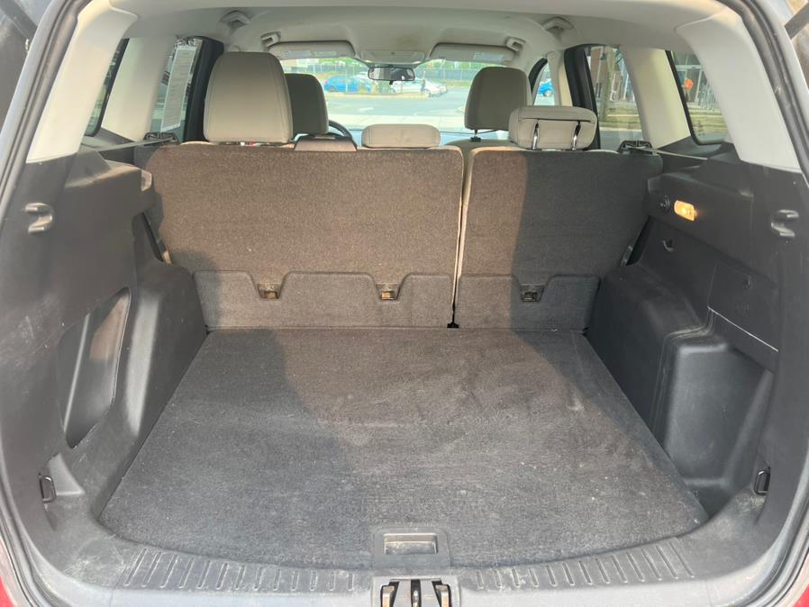 2017 Ford Escape SE 4WD, available for sale in Wallingford, Connecticut | Wallingford Auto Center LLC. Wallingford, Connecticut 2017 Ford Escape SE 4WD, available for sale in Wallingford, Connecticut | Wallingford Auto Center LLC. Wallingford, Connecticut