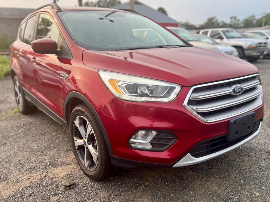 2017 Ford Escape SE 4WD, available for sale in Wallingford, Connecticut | Wallingford Auto Center LLC. Wallingford, Connecticut 2017 Ford Escape SE 4WD, available for sale in Wallingford, Connecticut | Wallingford Auto Center LLC. Wallingford, Connecticut