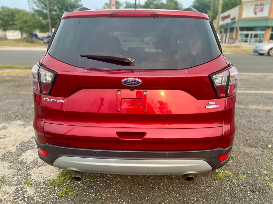 2017 Ford Escape SE 4WD, available for sale in Wallingford, Connecticut | Wallingford Auto Center LLC. Wallingford, Connecticut 2017 Ford Escape SE 4WD, available for sale in Wallingford, Connecticut | Wallingford Auto Center LLC. Wallingford, Connecticut