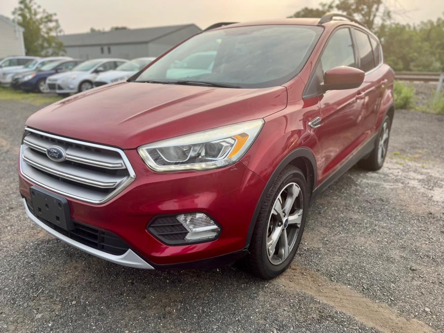 2017 Ford Escape SE 4WD, available for sale in Wallingford, Connecticut | Wallingford Auto Center LLC. Wallingford, Connecticut 2017 Ford Escape SE 4WD, available for sale in Wallingford, Connecticut | Wallingford Auto Center LLC. Wallingford, Connecticut