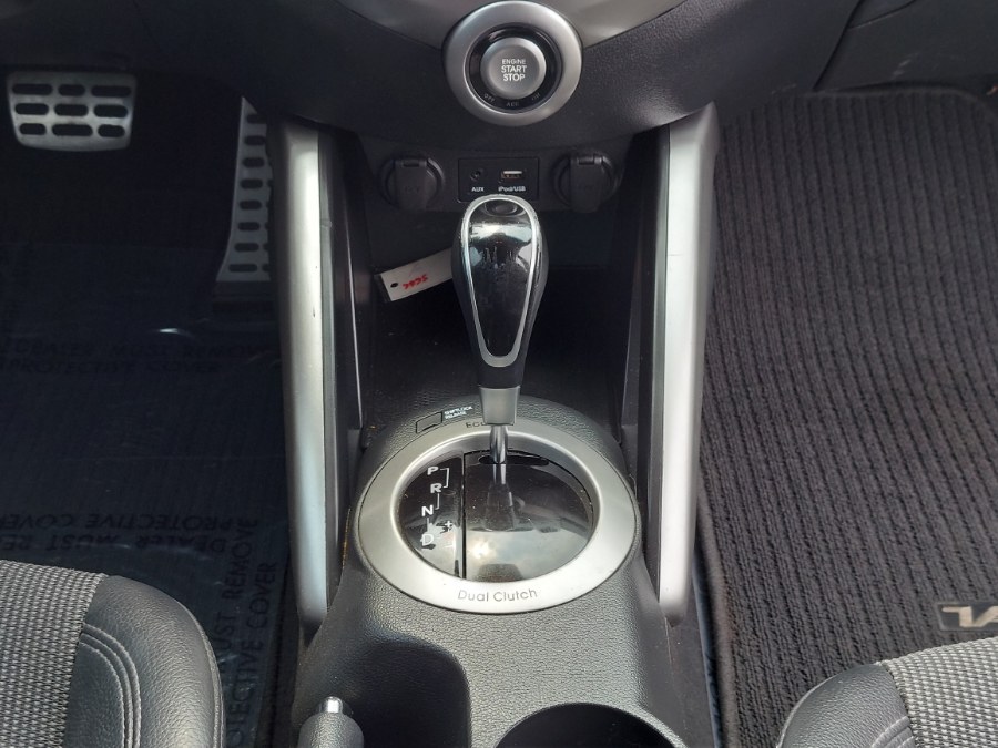 2015 Hyundai Veloster 3dr Cpe Auto, available for sale in East Windsor, Connecticut | United Auto Sales of E Windsor, Inc. East Windsor, Connecticut 2015 Hyundai Veloster 3dr Cpe Auto, available for sale in East Windsor, Connecticut | United Auto Sales of E Windsor, Inc. East Windsor, Connecticut