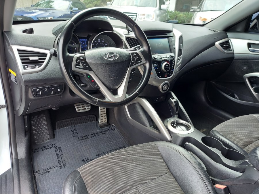 2015 Hyundai Veloster 3dr Cpe Auto, available for sale in East Windsor, Connecticut | United Auto Sales of E Windsor, Inc. East Windsor, Connecticut 2015 Hyundai Veloster 3dr Cpe Auto, available for sale in East Windsor, Connecticut | United Auto Sales of E Windsor, Inc. East Windsor, Connecticut