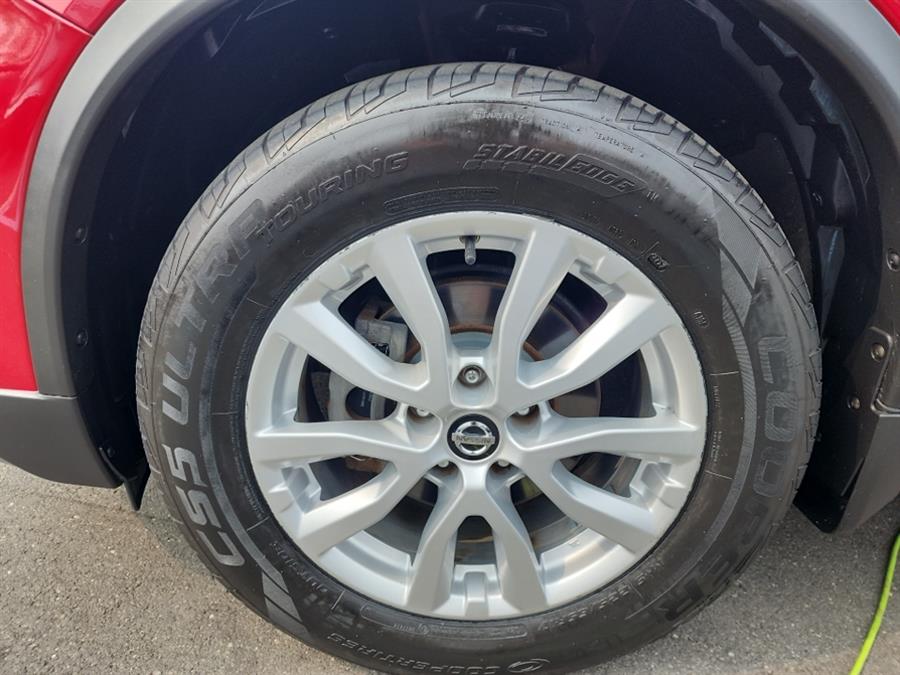 2017 Nissan Rogue 2017.5 AWD S, available for sale in Islip, New York | L.I. Auto Gallery. Islip, New York 2017 Nissan Rogue 2017.5 AWD S, available for sale in Islip, New York | L.I. Auto Gallery. Islip, New York