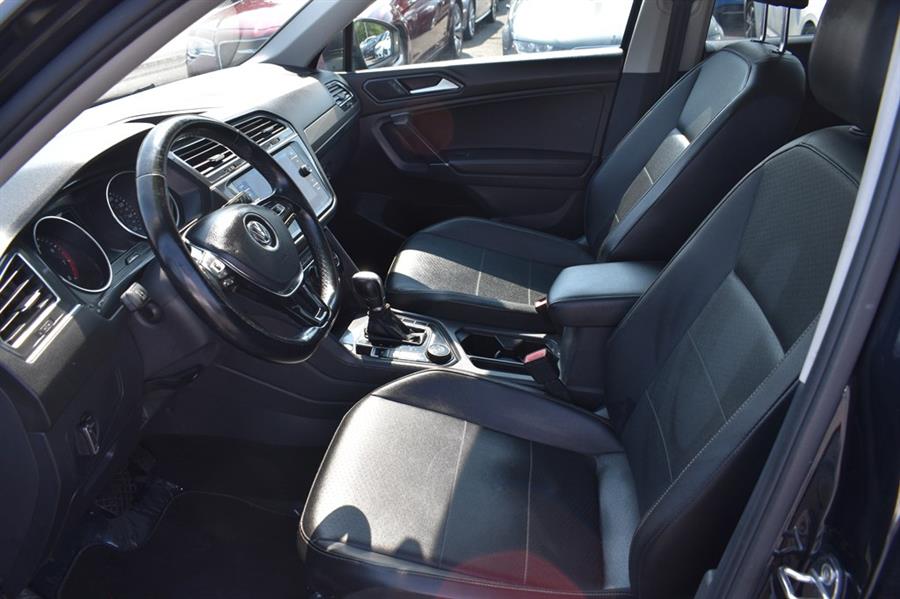 2018 Volkswagen Tiguan SE, available for sale in Patchogue, New York | 112 Auto Plaza. Patchogue, New York 2018 Volkswagen Tiguan SE, available for sale in Patchogue, New York | 112 Auto Plaza. Patchogue, New York