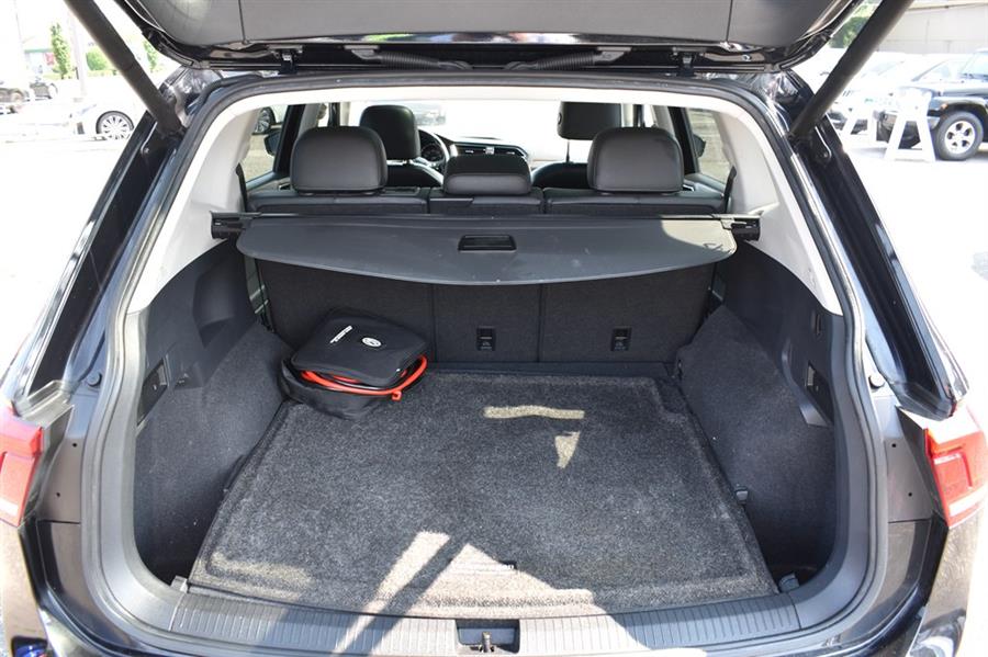 2018 Volkswagen Tiguan SE, available for sale in Patchogue, New York | 112 Auto Plaza. Patchogue, New York 2018 Volkswagen Tiguan SE, available for sale in Patchogue, New York | 112 Auto Plaza. Patchogue, New York