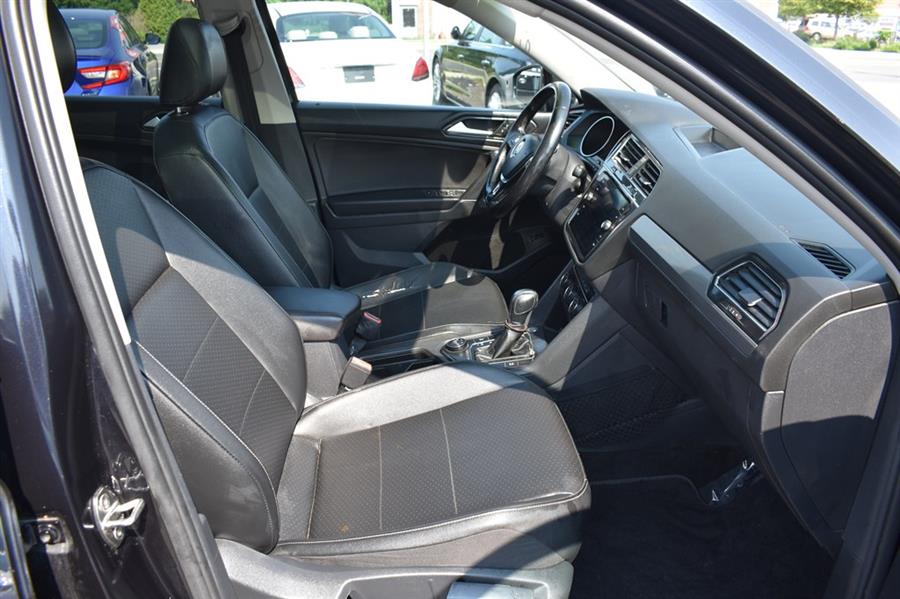 2018 Volkswagen Tiguan SE, available for sale in Patchogue, New York | 112 Auto Plaza. Patchogue, New York 2018 Volkswagen Tiguan SE, available for sale in Patchogue, New York | 112 Auto Plaza. Patchogue, New York