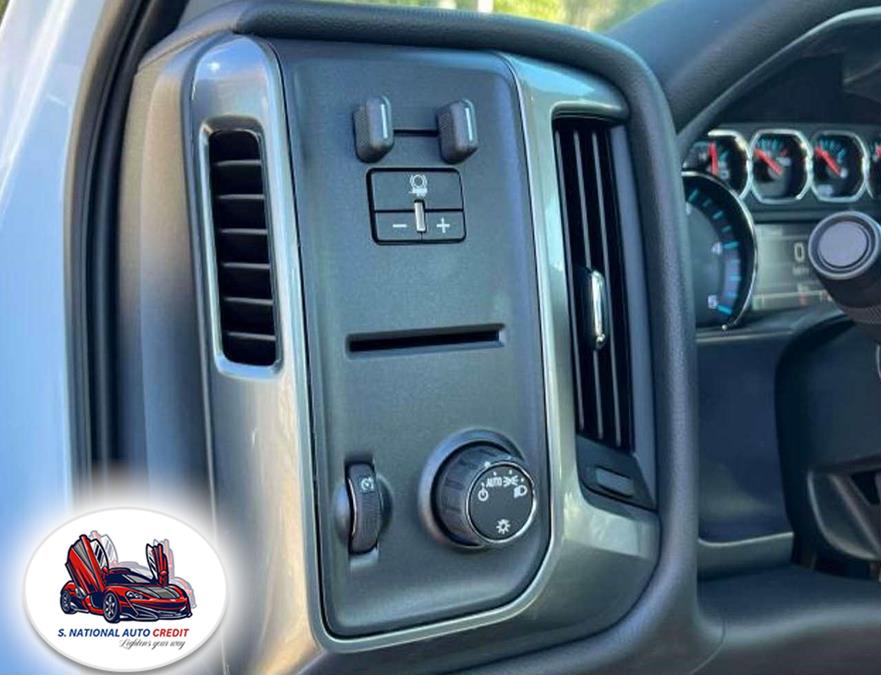 2023 Chevrolet Silverado MD 2WD Reg Cab LT, available for sale in Meriden, Connecticut | Sandra Auto Broker LLC. Meriden, Connecticut 2023 Chevrolet Silverado MD 2WD Reg Cab LT, available for sale in Meriden, Connecticut | Sandra Auto Broker LLC. Meriden, Connecticut