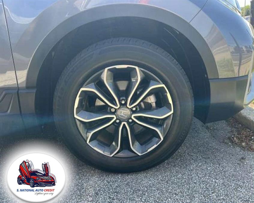 2022 Honda CR-V EX-L AWD, available for sale in Meriden, Connecticut | Sandra Auto Broker LLC. Meriden, Connecticut 2022 Honda CR-V EX-L AWD, available for sale in Meriden, Connecticut | Sandra Auto Broker LLC. Meriden, Connecticut