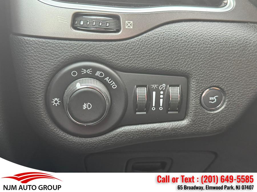 2019 Jeep Cherokee Limited 4x4, available for sale in Elmwood Park, New Jersey | NJM Auto Group. Elmwood Park, New Jersey 2019 Jeep Cherokee Limited 4x4, available for sale in Elmwood Park, New Jersey | NJM Auto Group. Elmwood Park, New Jersey