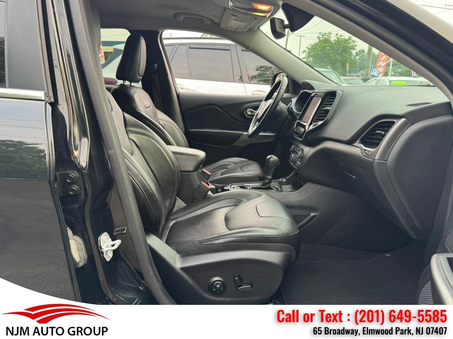 2019 Jeep Cherokee Limited 4x4, available for sale in Elmwood Park, New Jersey | NJM Auto Group. Elmwood Park, New Jersey 2019 Jeep Cherokee Limited 4x4, available for sale in Elmwood Park, New Jersey | NJM Auto Group. Elmwood Park, New Jersey