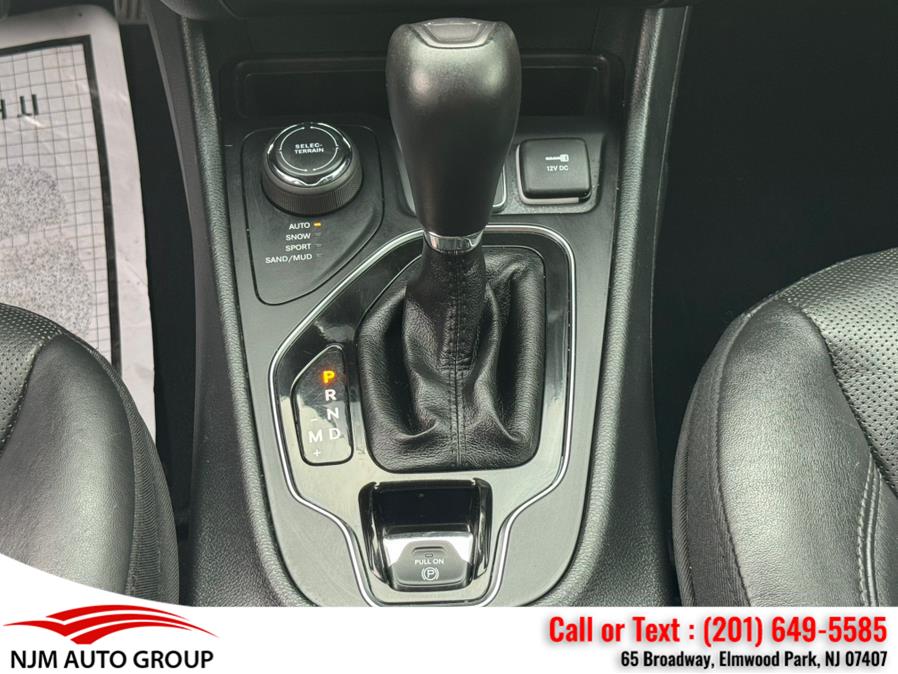 2019 Jeep Cherokee Limited 4x4, available for sale in Elmwood Park, New Jersey | NJM Auto Group. Elmwood Park, New Jersey 2019 Jeep Cherokee Limited 4x4, available for sale in Elmwood Park, New Jersey | NJM Auto Group. Elmwood Park, New Jersey