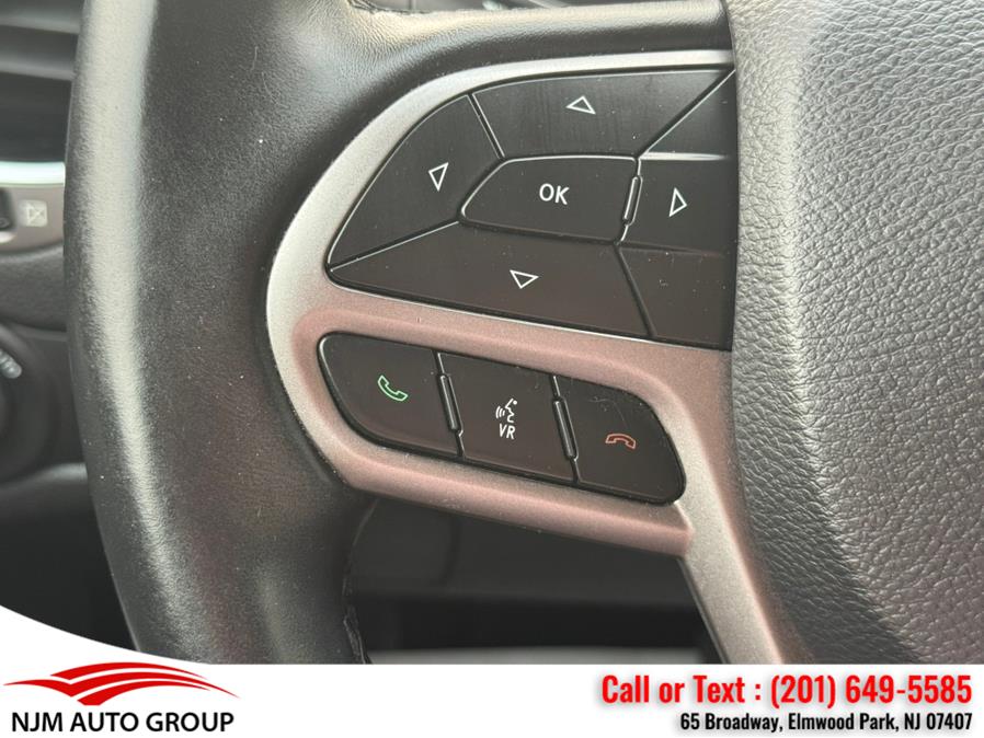 2019 Jeep Cherokee Limited 4x4, available for sale in Elmwood Park, New Jersey | NJM Auto Group. Elmwood Park, New Jersey 2019 Jeep Cherokee Limited 4x4, available for sale in Elmwood Park, New Jersey | NJM Auto Group. Elmwood Park, New Jersey
