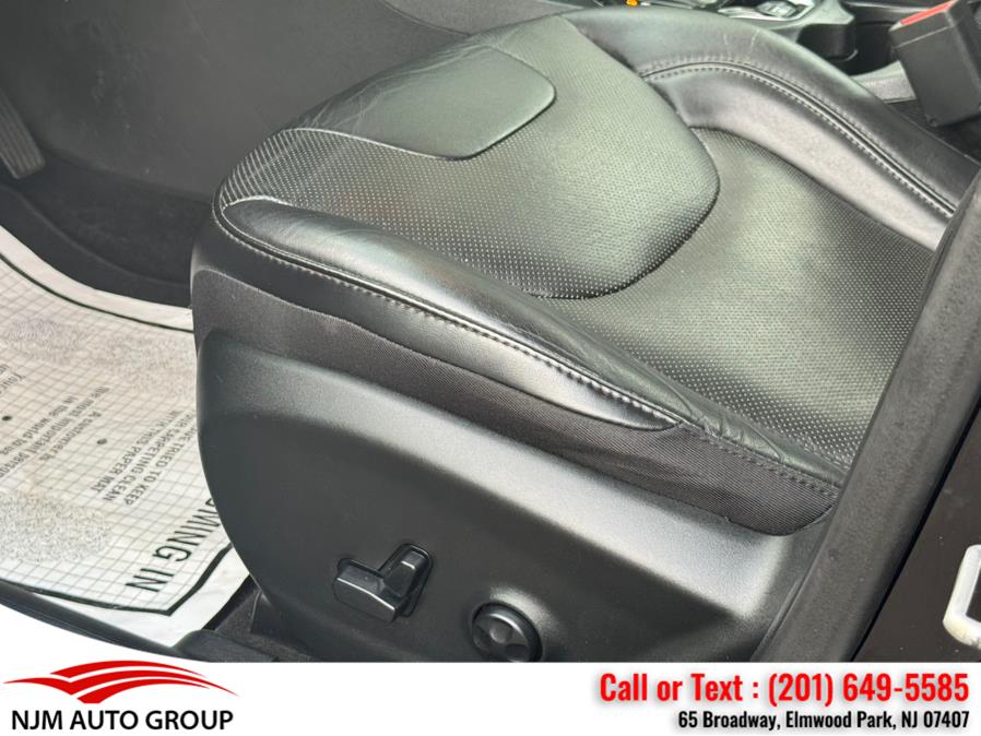 2019 Jeep Cherokee Limited 4x4, available for sale in Elmwood Park, New Jersey | NJM Auto Group. Elmwood Park, New Jersey 2019 Jeep Cherokee Limited 4x4, available for sale in Elmwood Park, New Jersey | NJM Auto Group. Elmwood Park, New Jersey