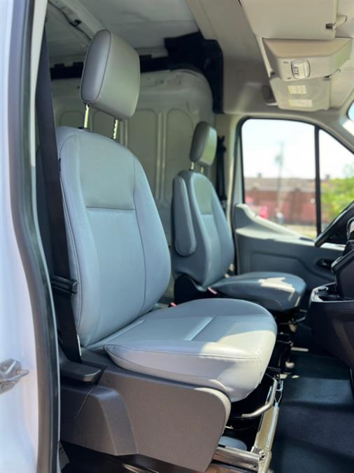 2018 Ford Transit Van T-250 148" Med Rf Adrian Steel Roof Rack/ 9000 GVWR, available for sale in Paterson, New Jersey | Speedway Commercial Motors LLC. Paterson, New Jersey 2018 Ford Transit Van T-250 148" Med Rf Adrian Steel Roof Rack/ 9000 GVWR, available for sale in Paterson, New Jersey | Speedway Commercial Motors LLC. Paterson, New Jersey