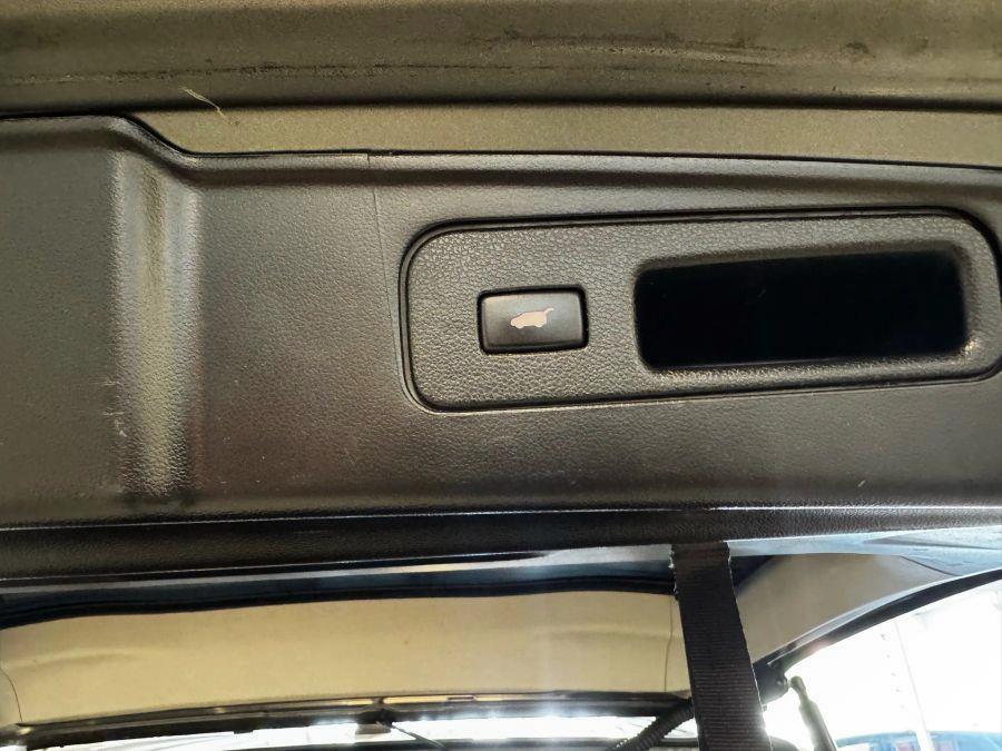 2012 Honda Pilot Touring Sport Utility 4D, available for sale in Santa Ana, California | K&T Motor LLC. Santa Ana, California 2012 Honda Pilot Touring Sport Utility 4D, available for sale in Santa Ana, California | K&T Motor LLC. Santa Ana, California