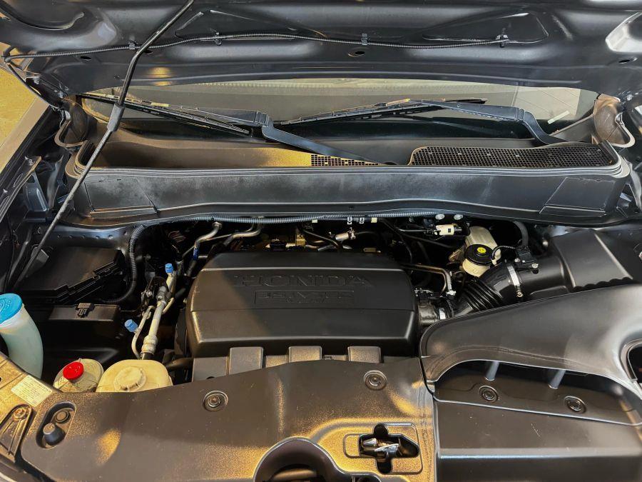 2012 Honda Pilot Touring Sport Utility 4D, available for sale in Santa Ana, California | K&T Motor LLC. Santa Ana, California 2012 Honda Pilot Touring Sport Utility 4D, available for sale in Santa Ana, California | K&T Motor LLC. Santa Ana, California