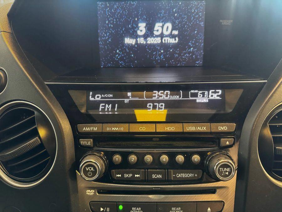 2012 Honda Pilot Touring Sport Utility 4D, available for sale in Santa Ana, California | K&T Motor LLC. Santa Ana, California 2012 Honda Pilot Touring Sport Utility 4D, available for sale in Santa Ana, California | K&T Motor LLC. Santa Ana, California