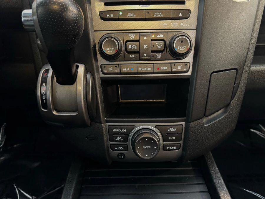 2012 Honda Pilot Touring Sport Utility 4D, available for sale in Santa Ana, California | K&T Motor LLC. Santa Ana, California 2012 Honda Pilot Touring Sport Utility 4D, available for sale in Santa Ana, California | K&T Motor LLC. Santa Ana, California