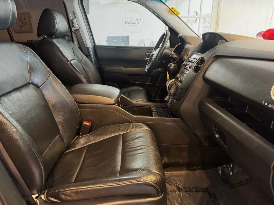 2012 Honda Pilot Touring Sport Utility 4D, available for sale in Santa Ana, California | K&T Motor LLC. Santa Ana, California 2012 Honda Pilot Touring Sport Utility 4D, available for sale in Santa Ana, California | K&T Motor LLC. Santa Ana, California