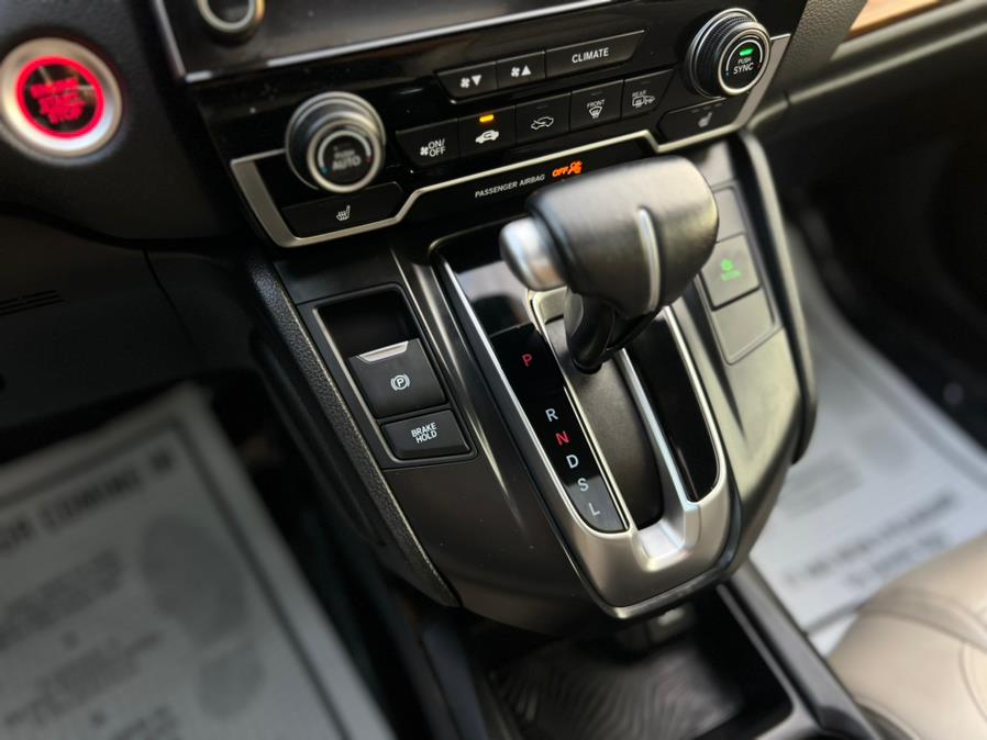 2019 Honda CR-V Touring AWD, available for sale in Paterson, New Jersey | Speedway Motors LLC. Paterson, New Jersey 2019 Honda CR-V Touring AWD, available for sale in Paterson, New Jersey | Speedway Motors LLC. Paterson, New Jersey